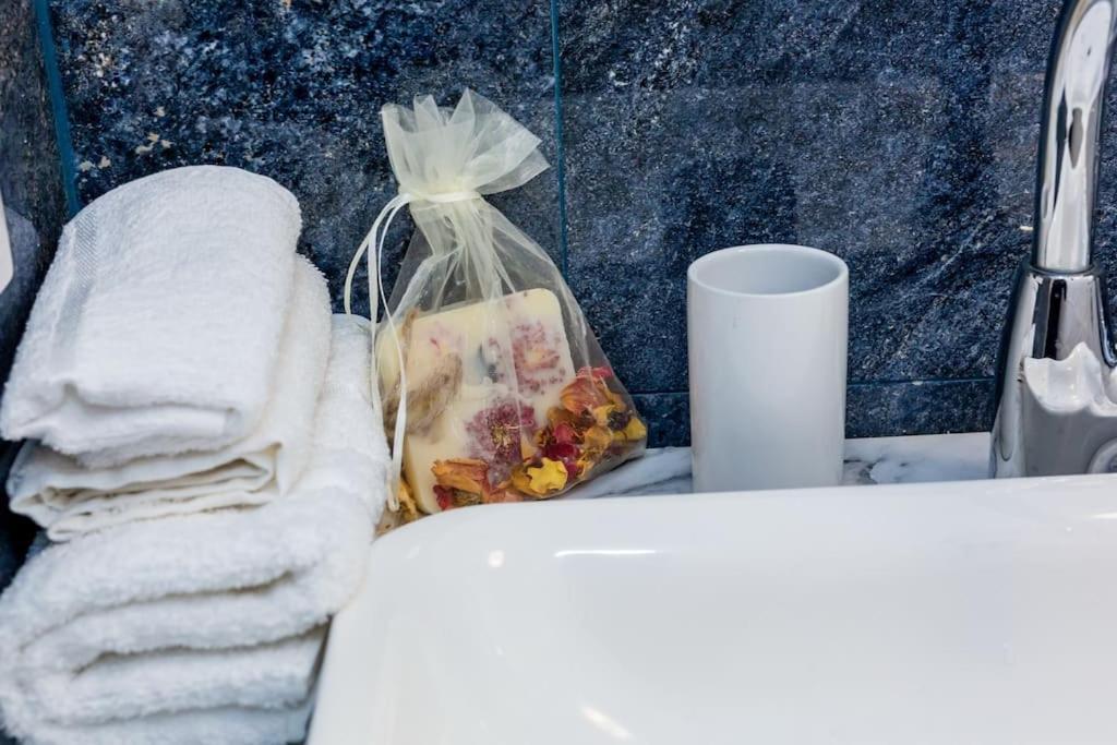 Ferienwohnung Elegant, Comfortable In The Heart Of Warsaw! Exterior foto